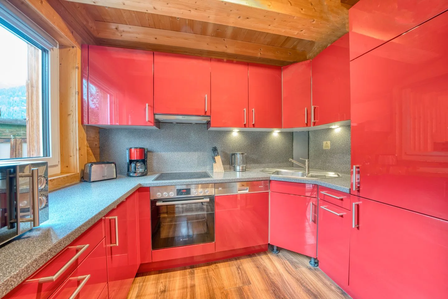 Apartment Seven A