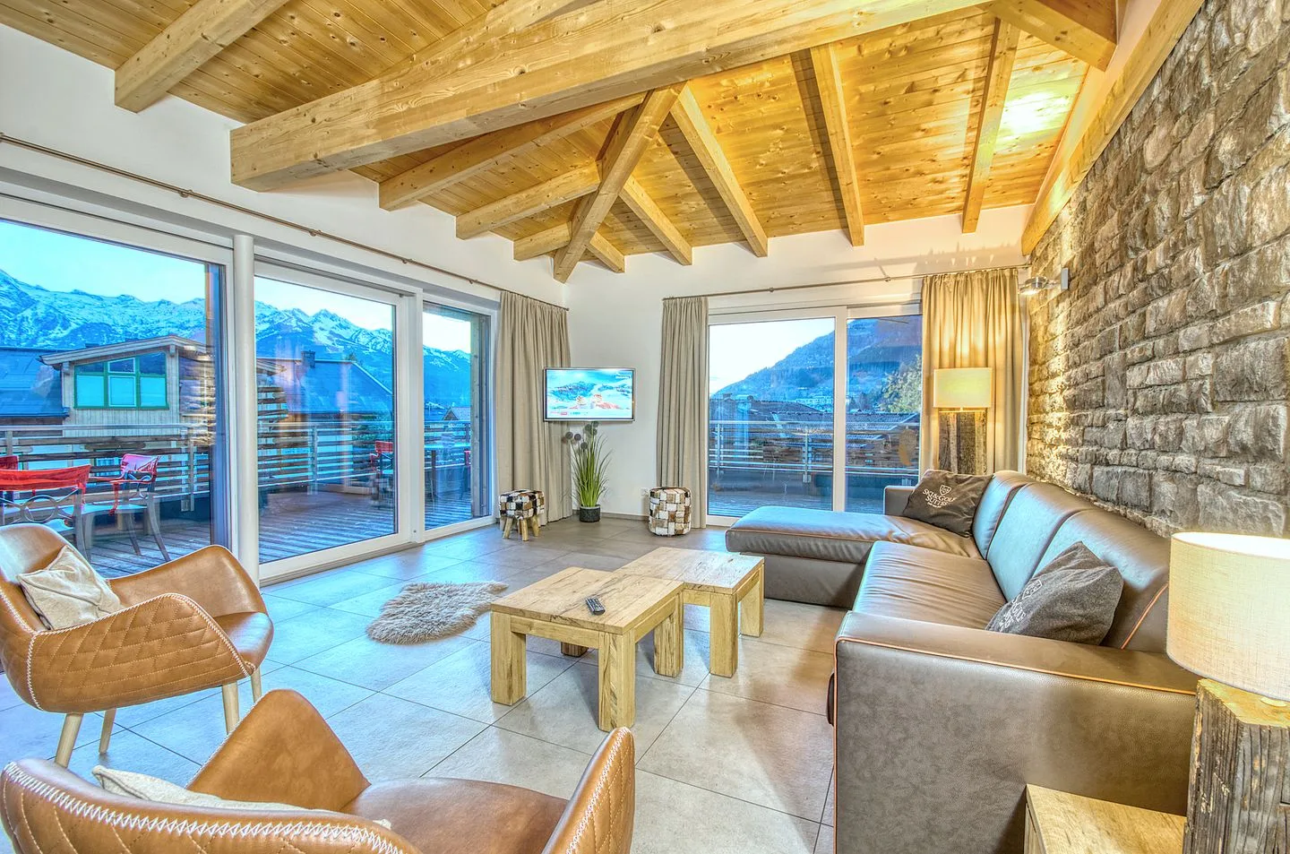 Penthouse Ski & Golf