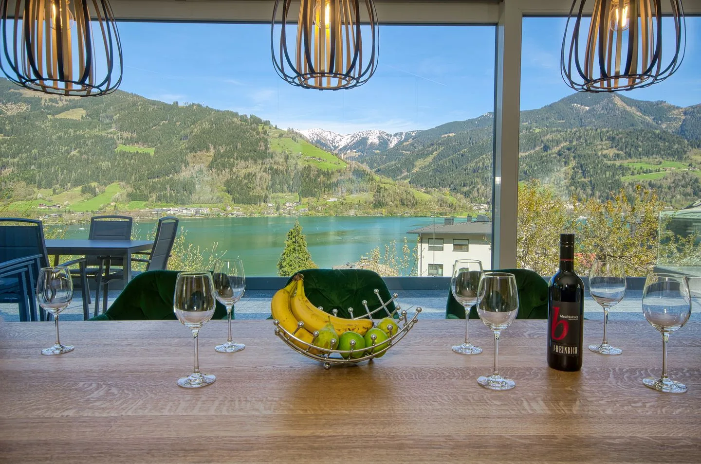 Chalet Lake View