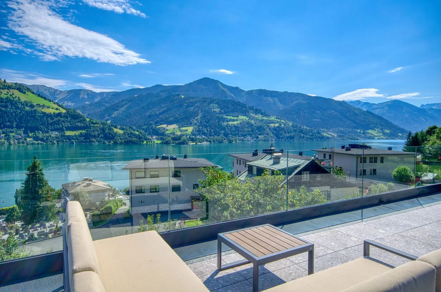 Chalet Lake View