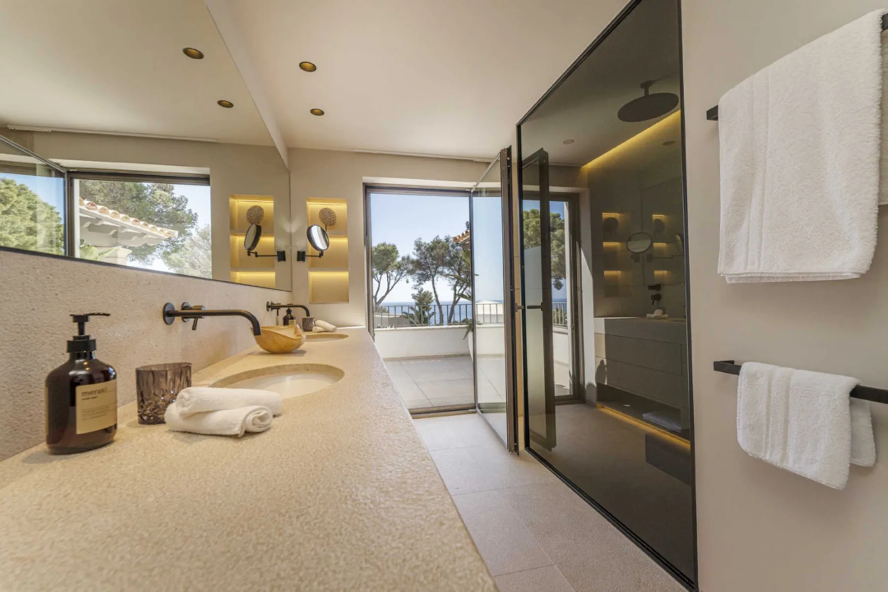 Villa Riviera