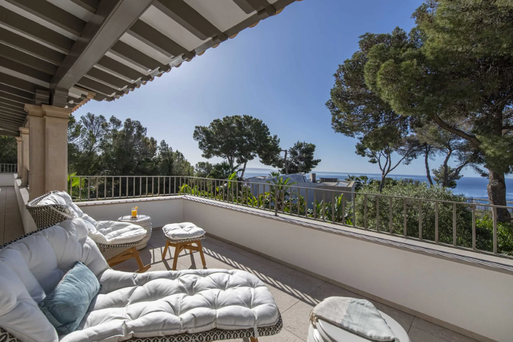 Villa Riviera
