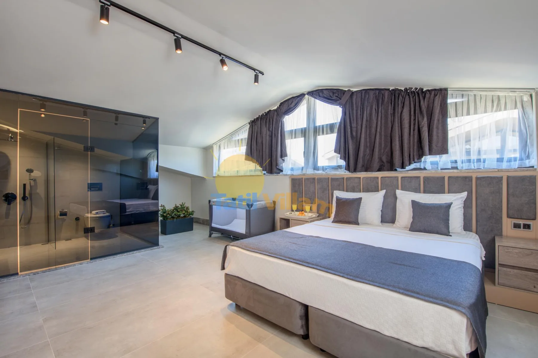 Elite Deluxe Villa
