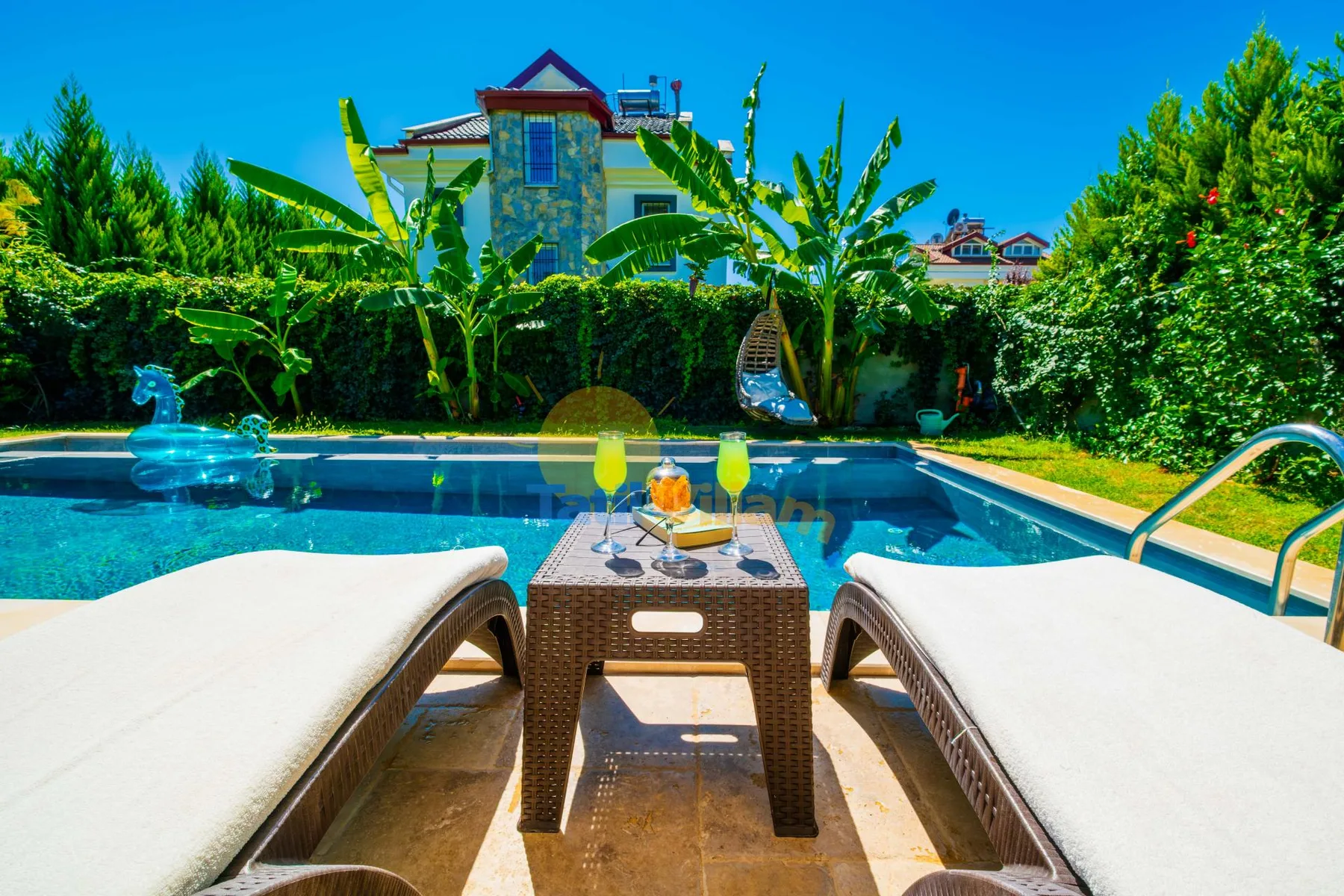 Villa Light