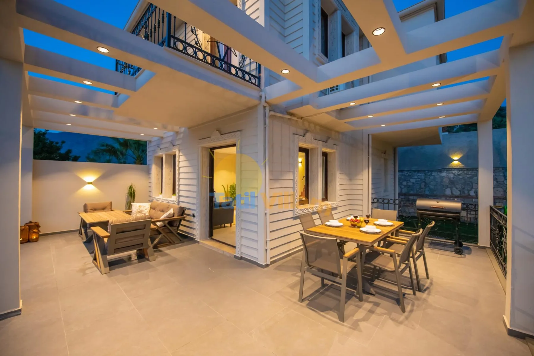 Villa Aliz