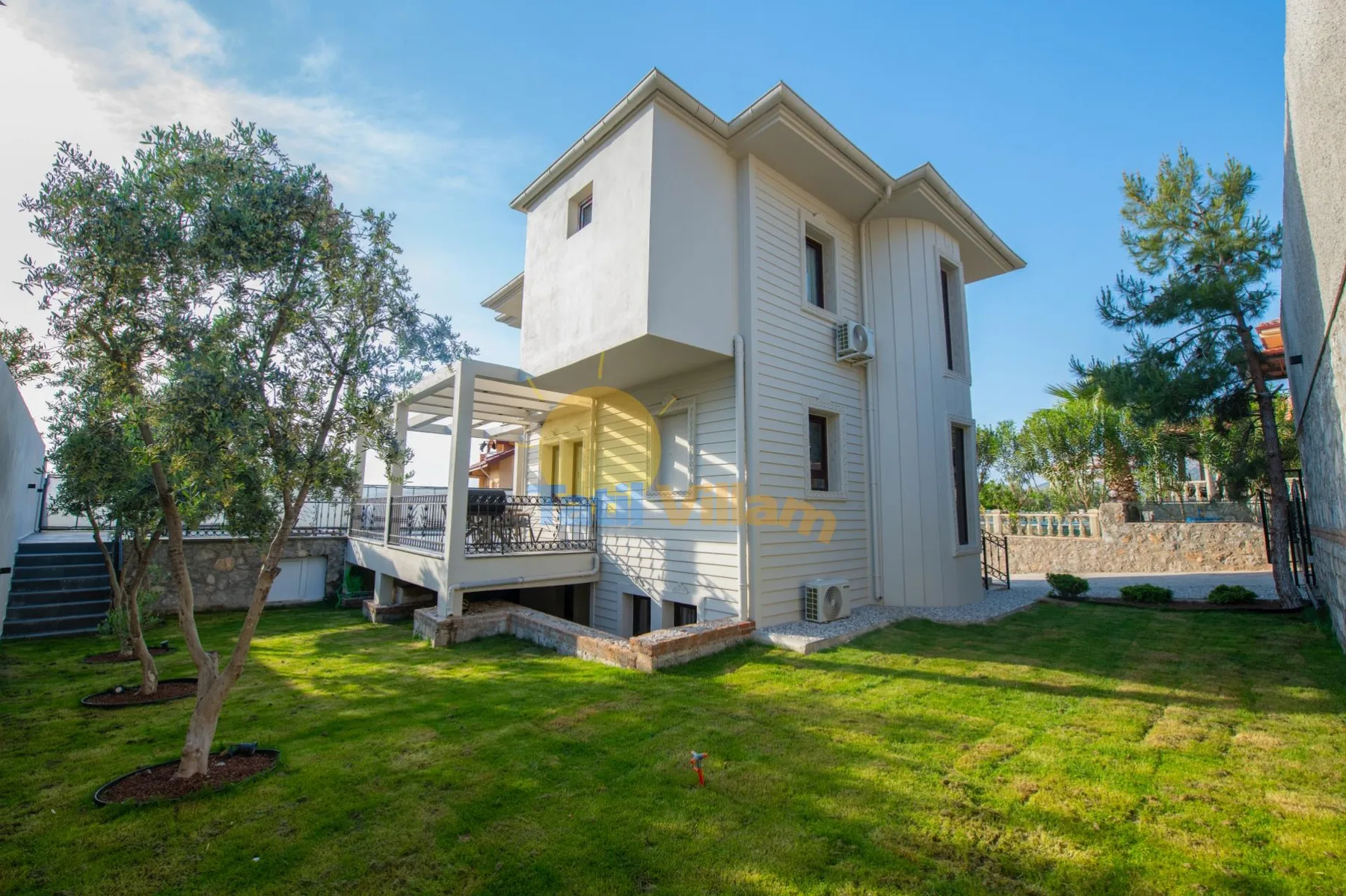 Villa Aliz