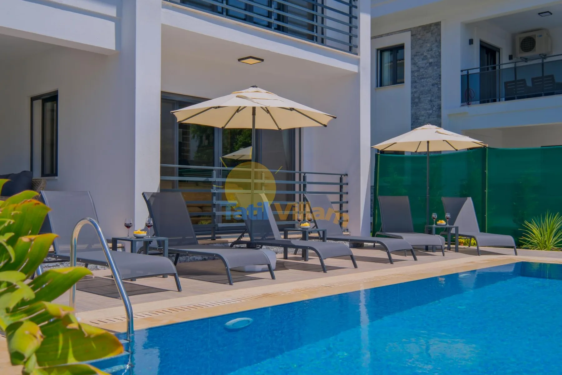 Villa Camino 1