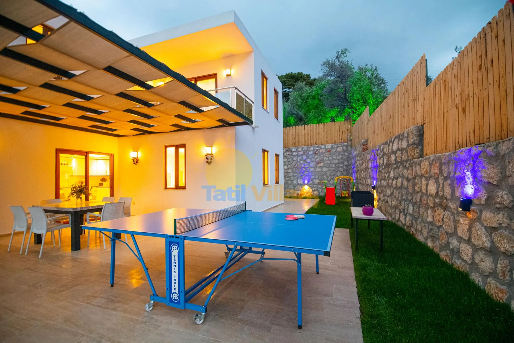Villa Maki