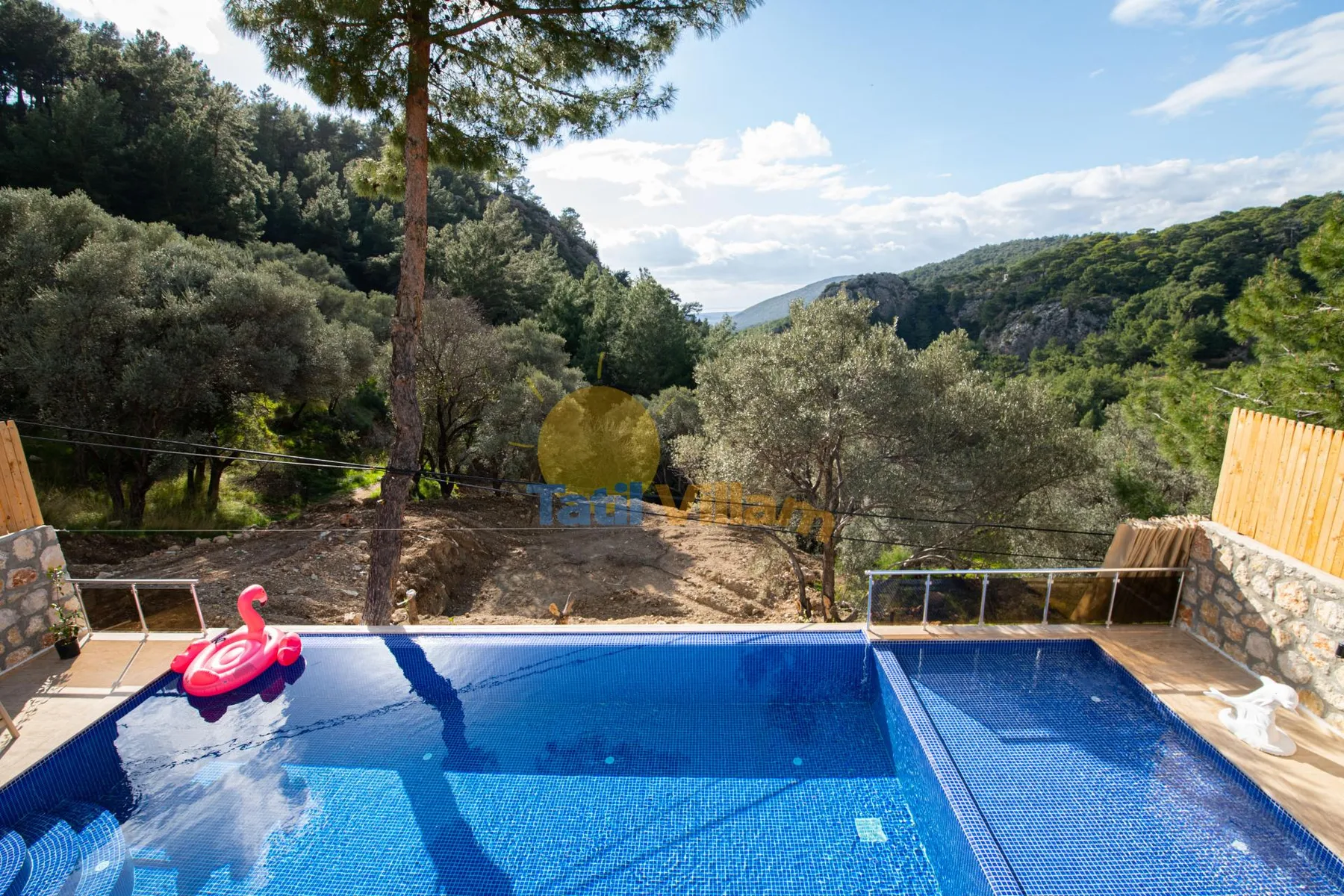 Villa Maki