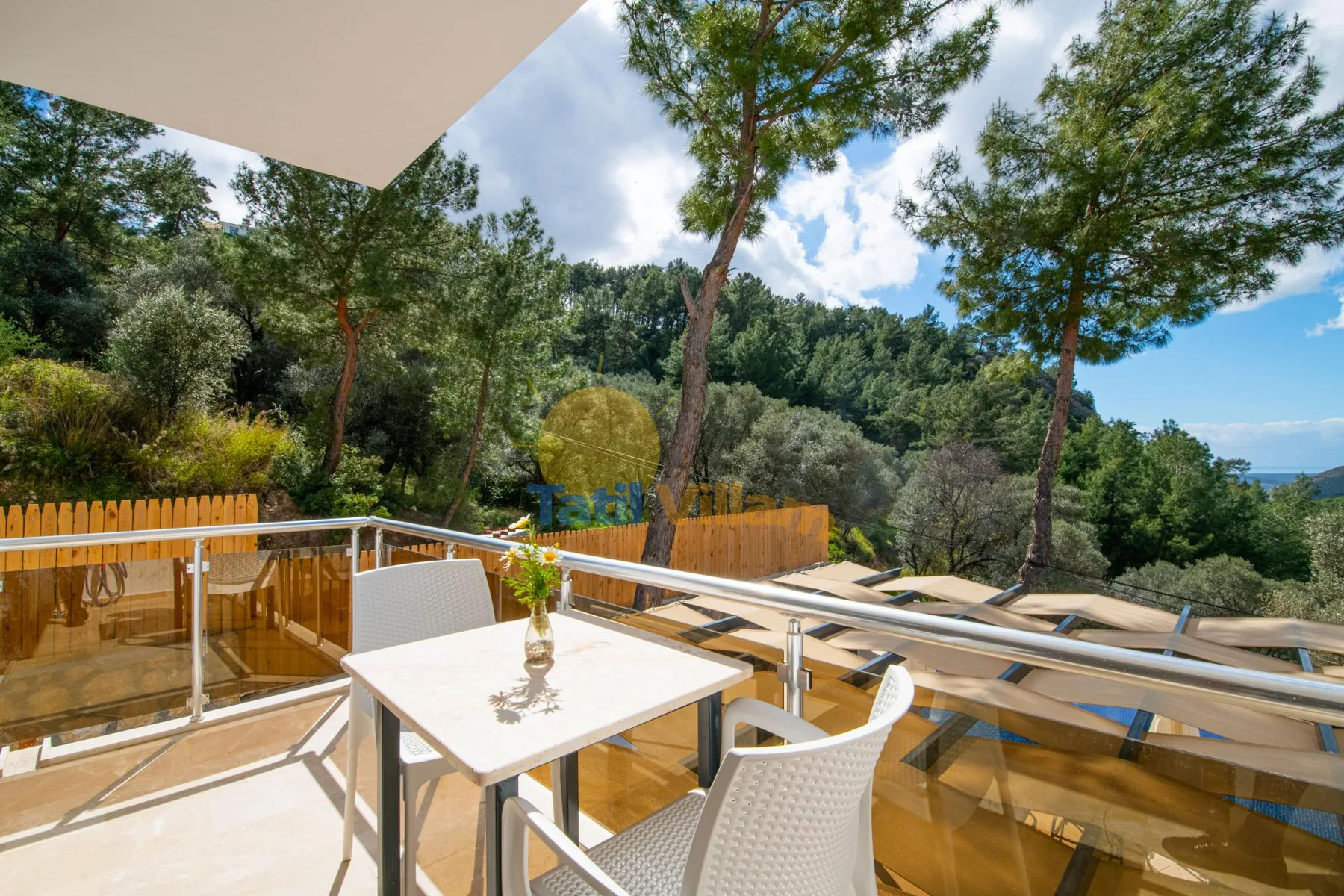 Villa Maki