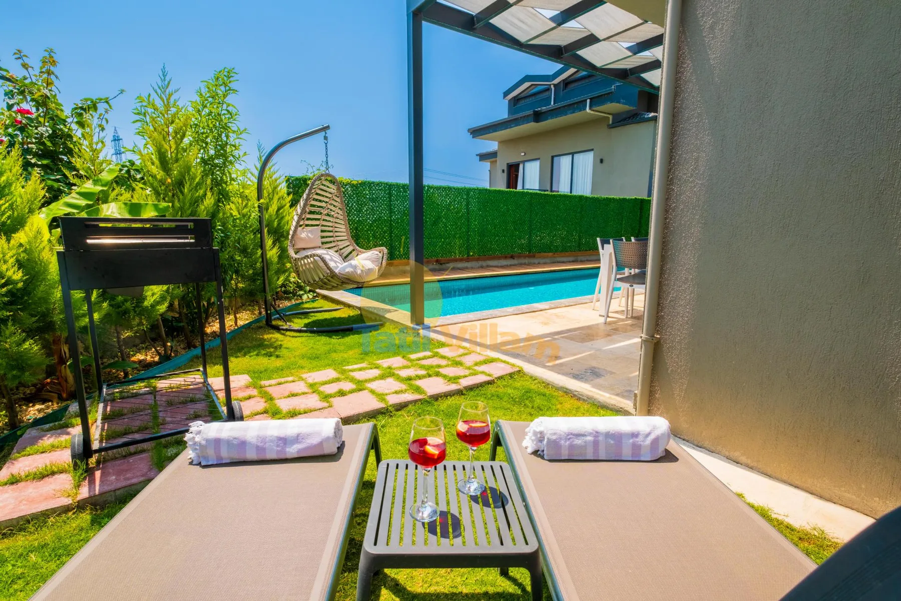 Villa Daylight
