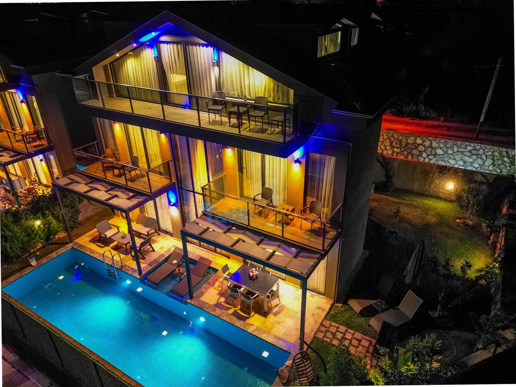Villa Daylight