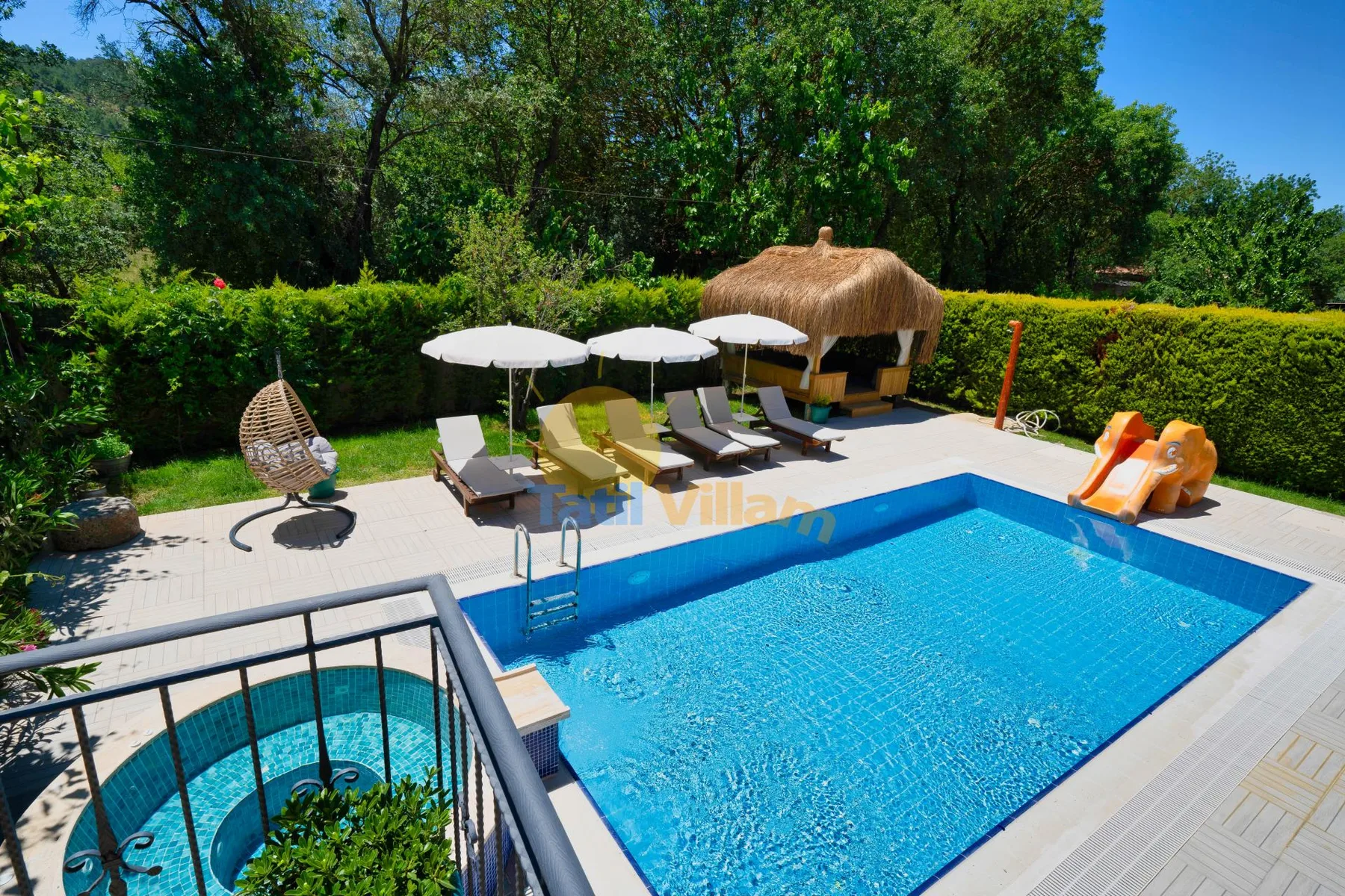 Villa Lizbon