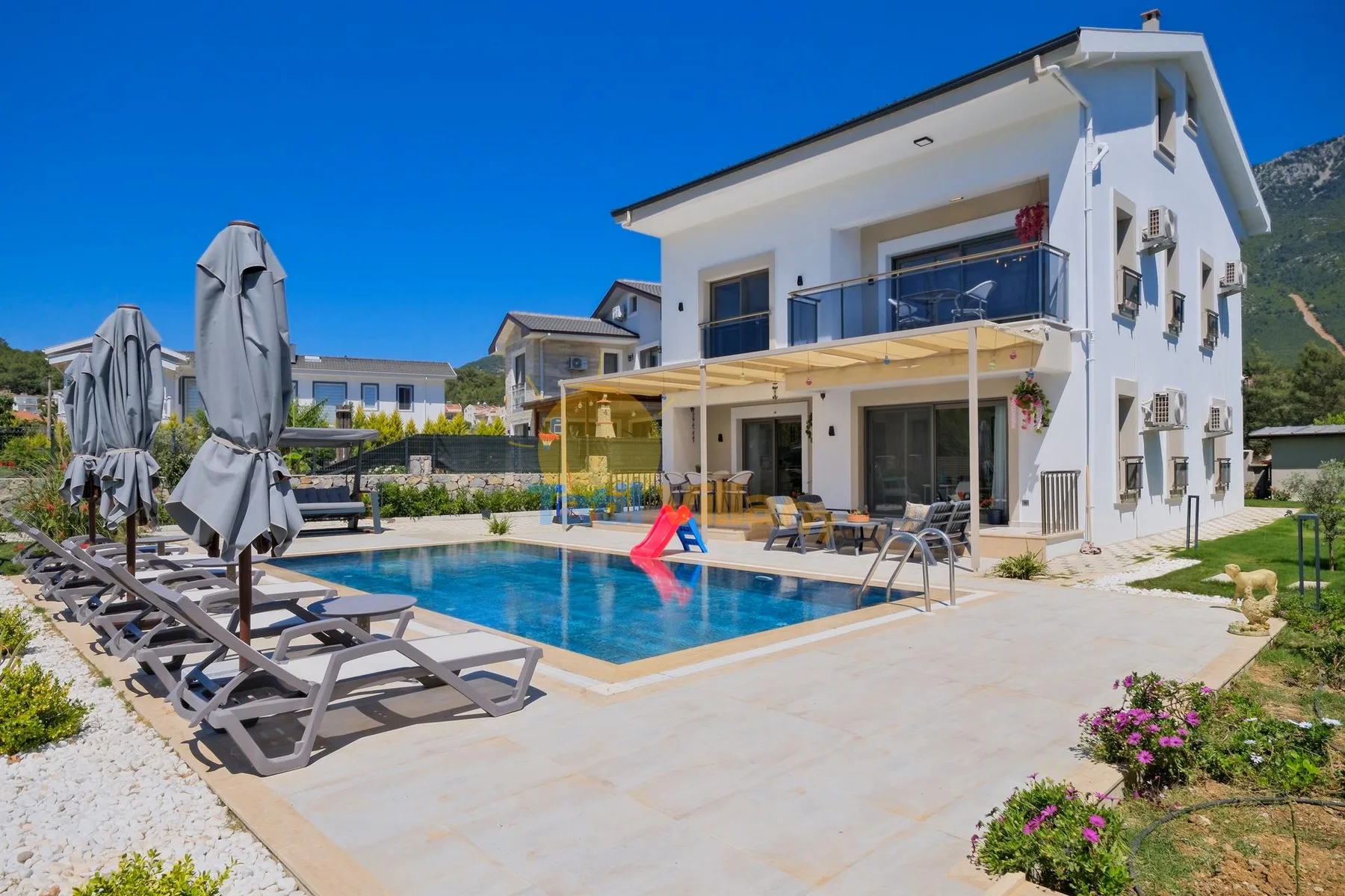Villa Cemre