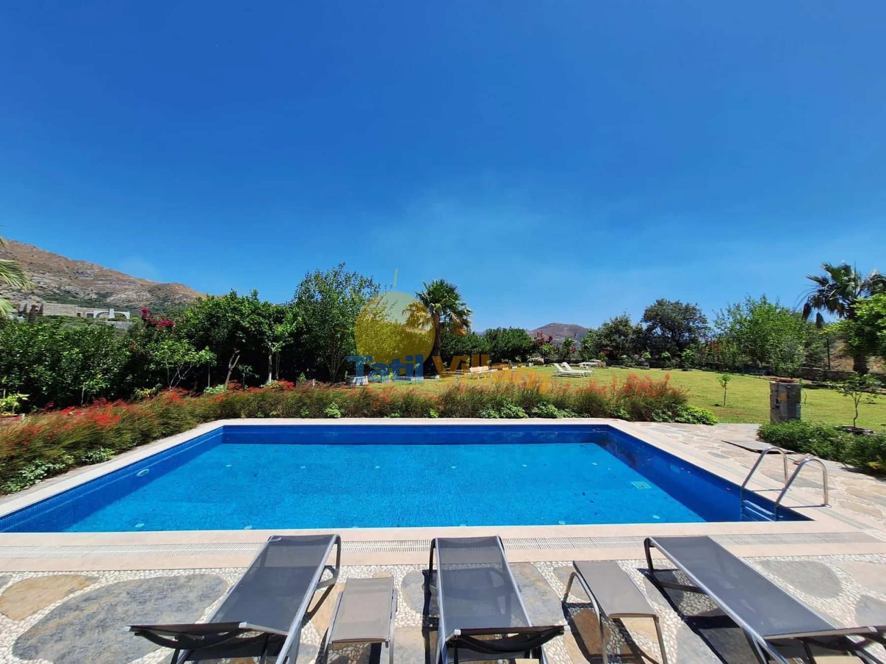 Villa Garden
