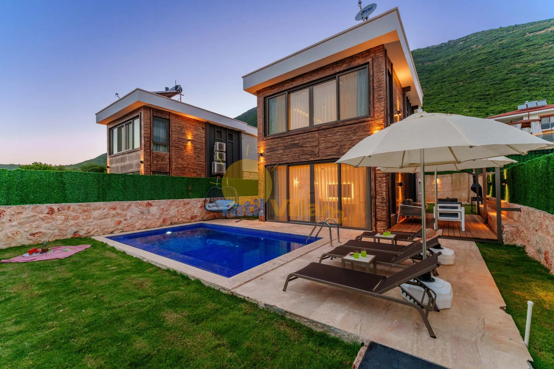 Villa Brown