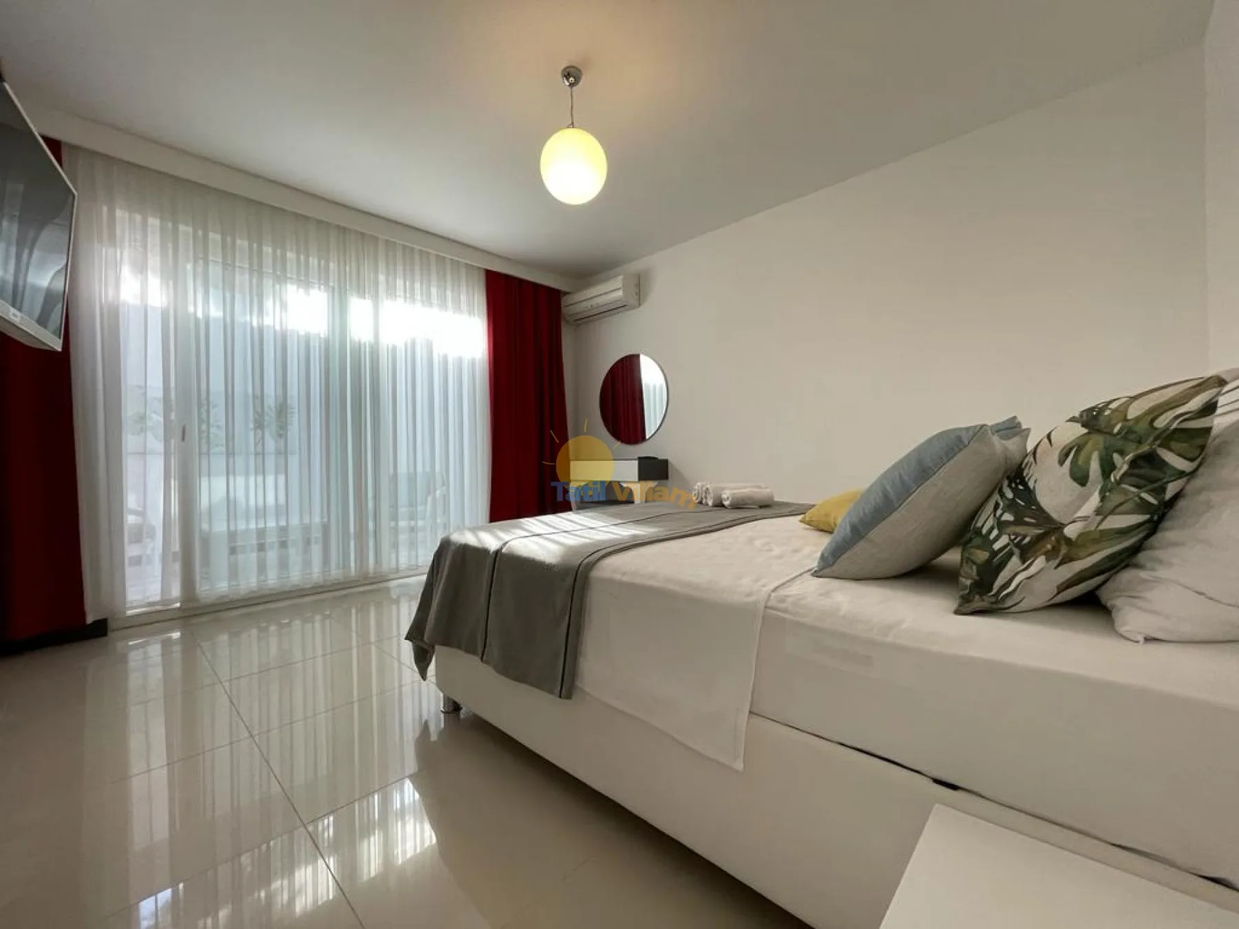 Villa Aymira