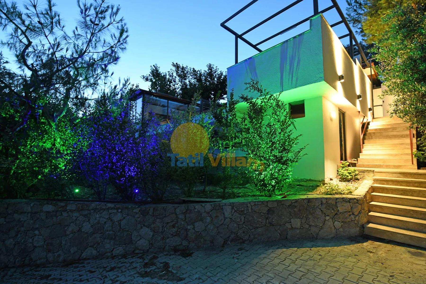 Villa Eyfa