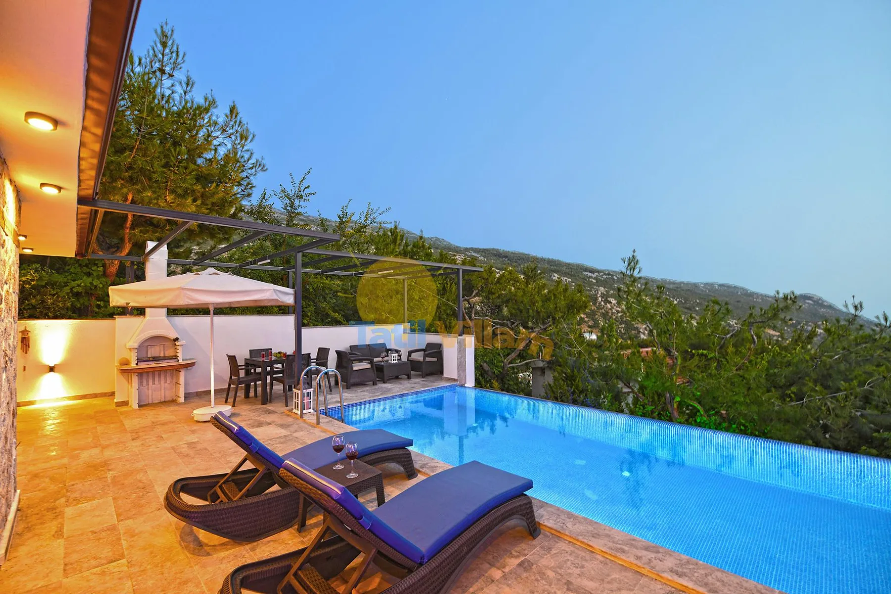Villa Eyfa