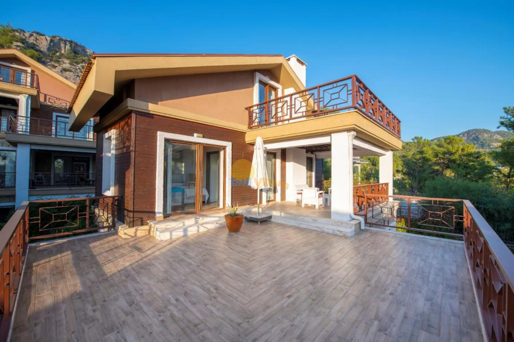 Villa Dally