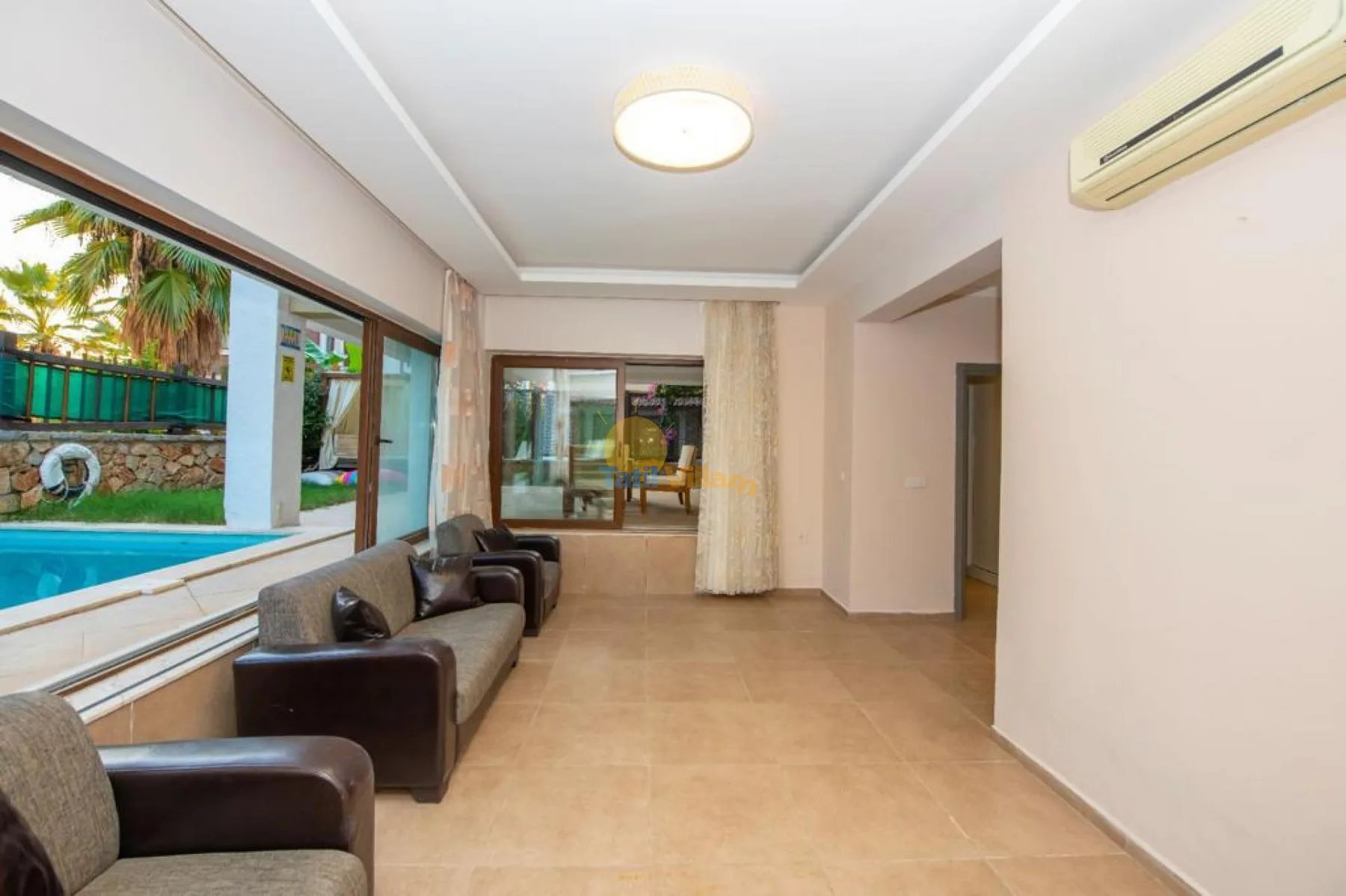 Villa Dally