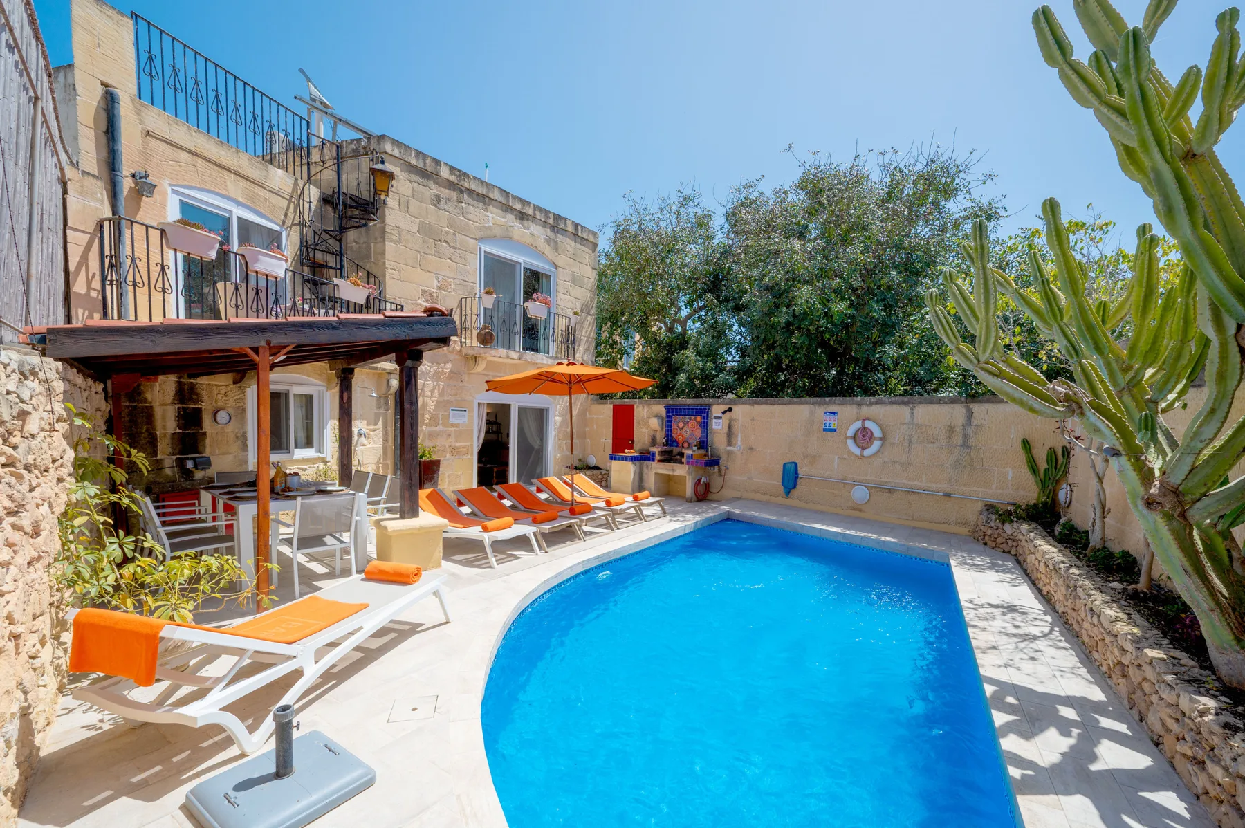 Il-Mohba Holiday Home