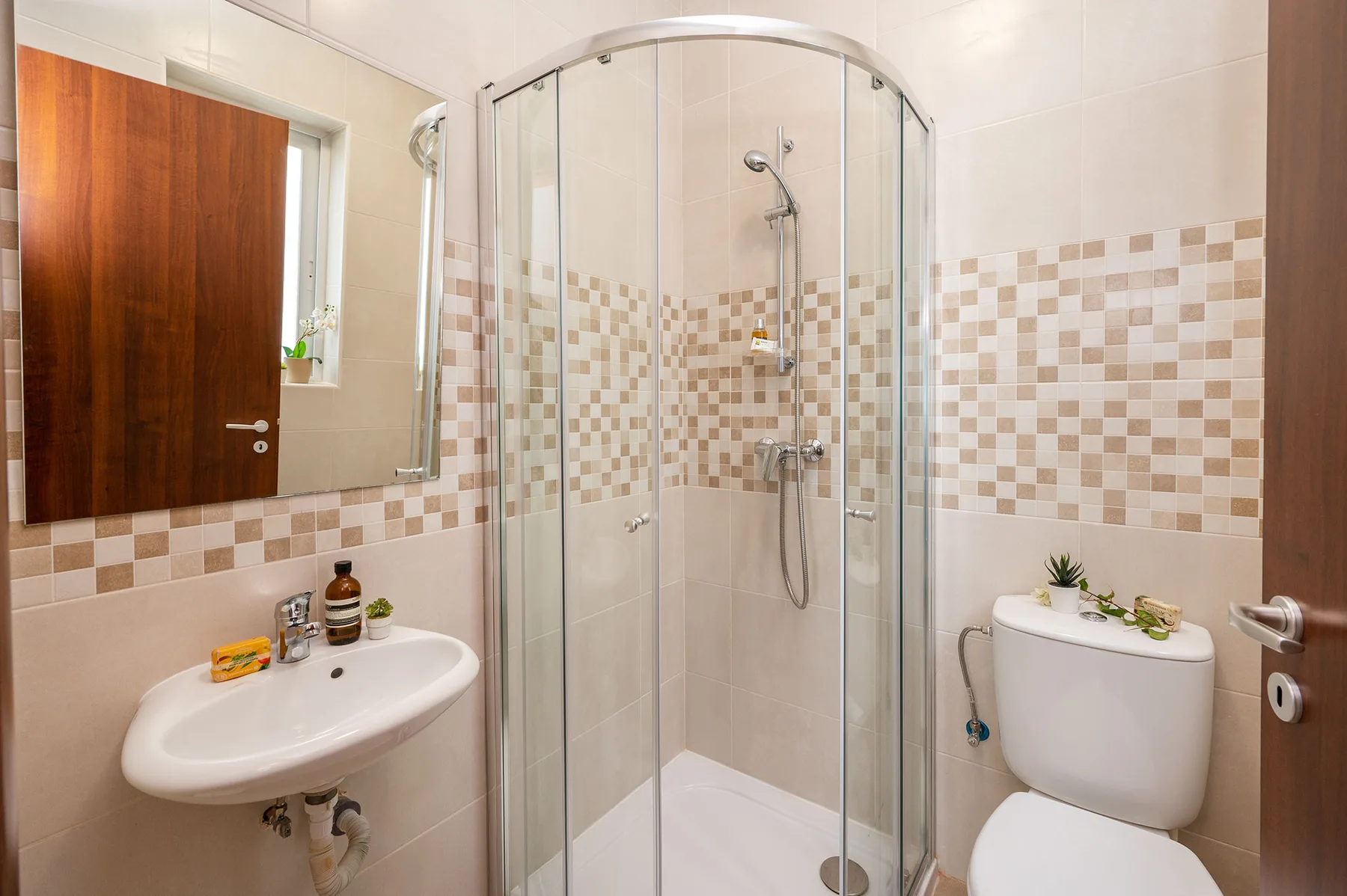 The Hillock Penthouse South A14
