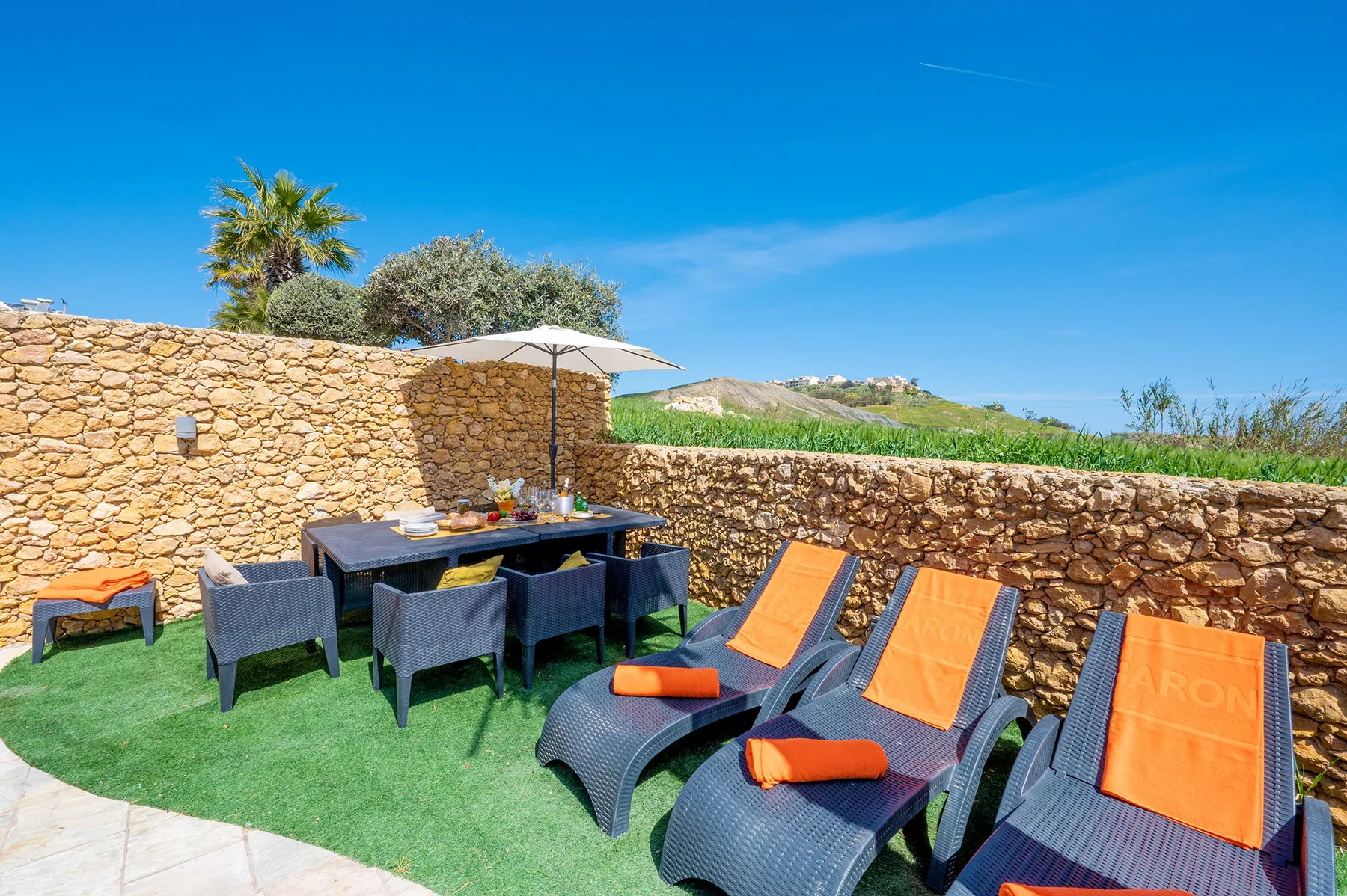 Levecca 2 Holiday Home