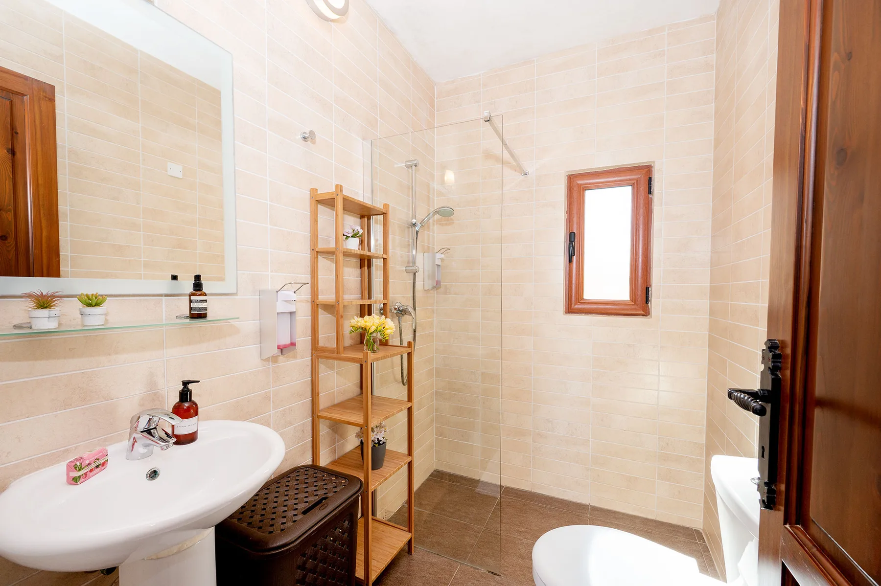 Levecca 2 Holiday Home