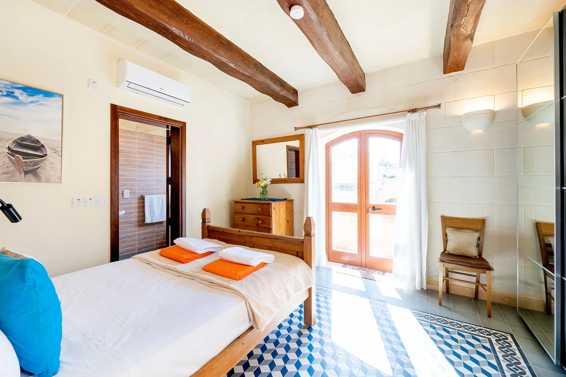 Levecca 2 Holiday Home
