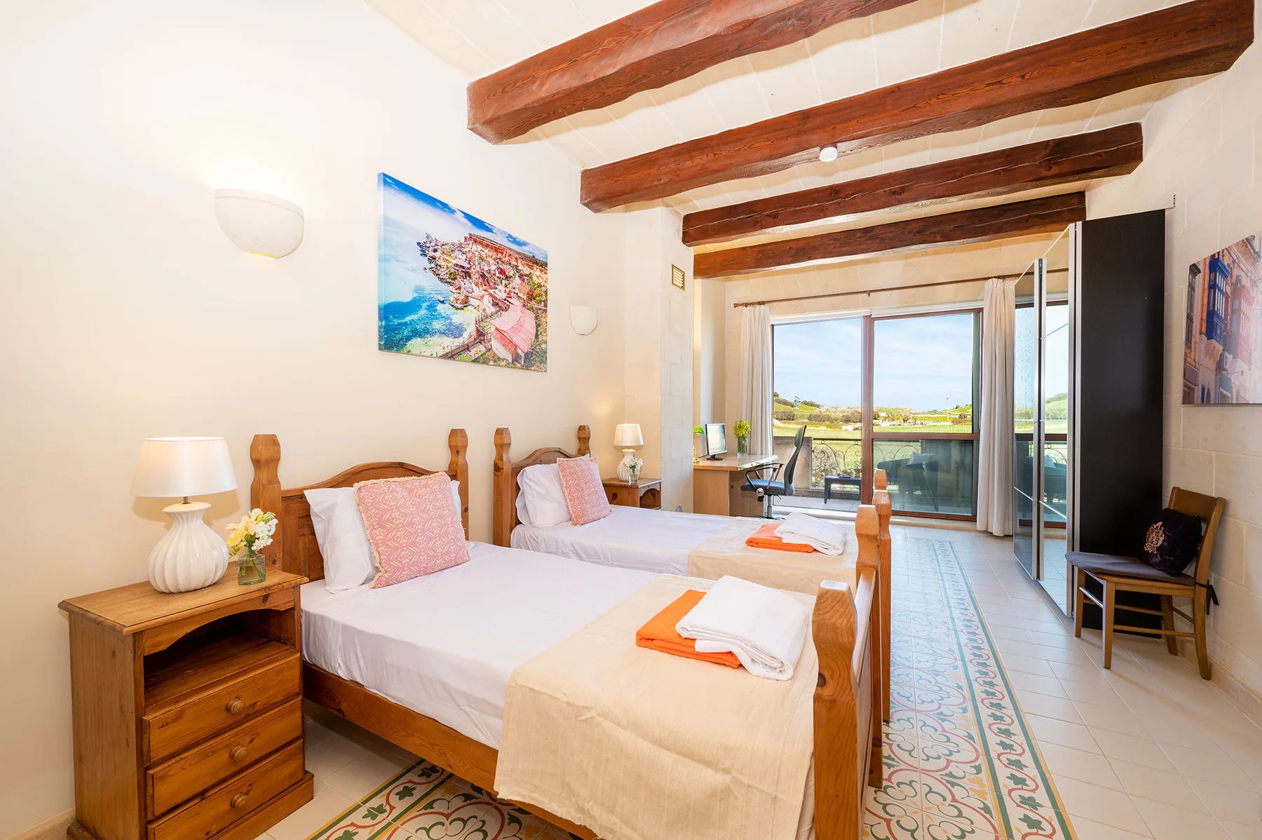 Levecca 2 Holiday Home