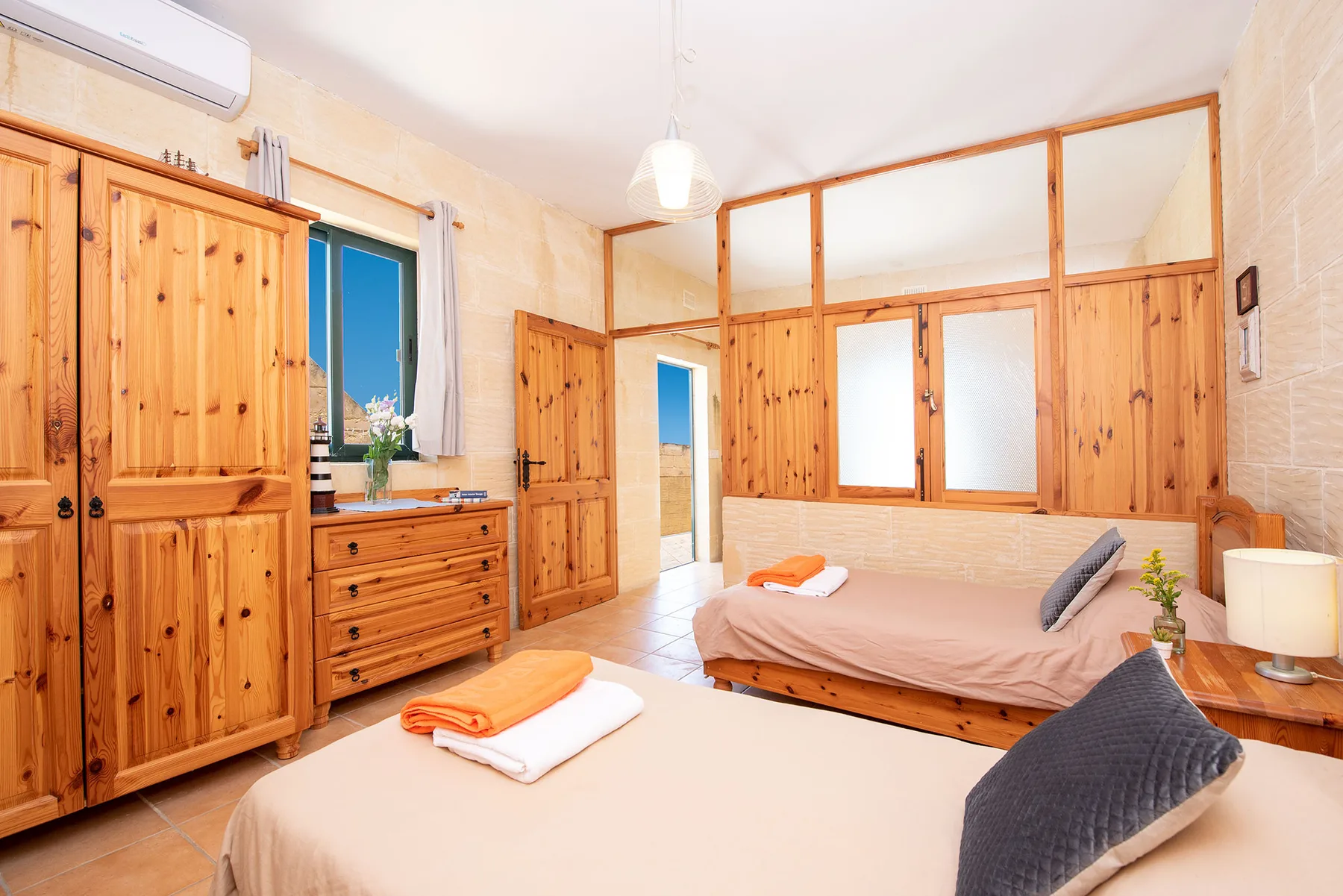 Ta Indri Holiday Home