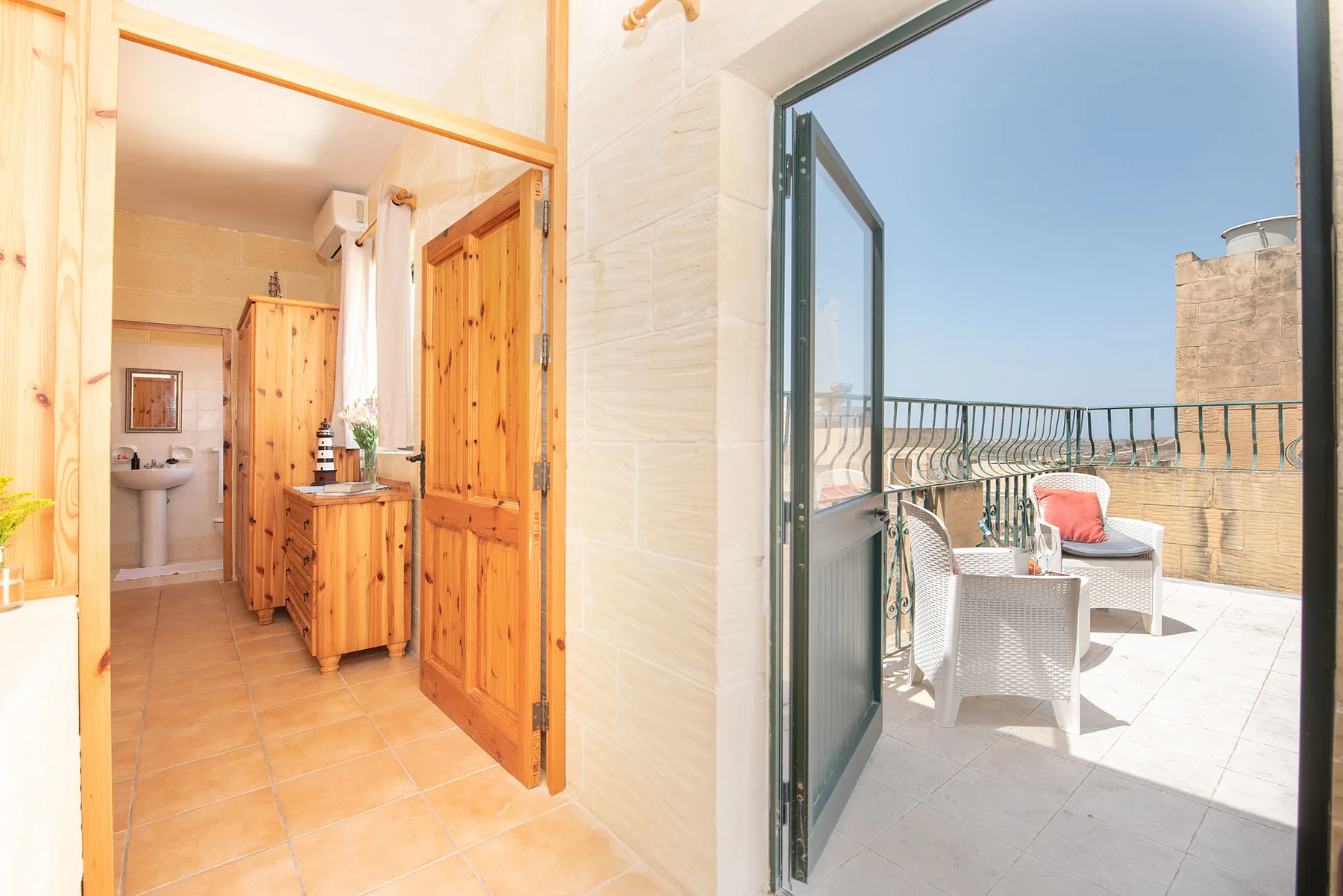 Ta Indri Holiday Home