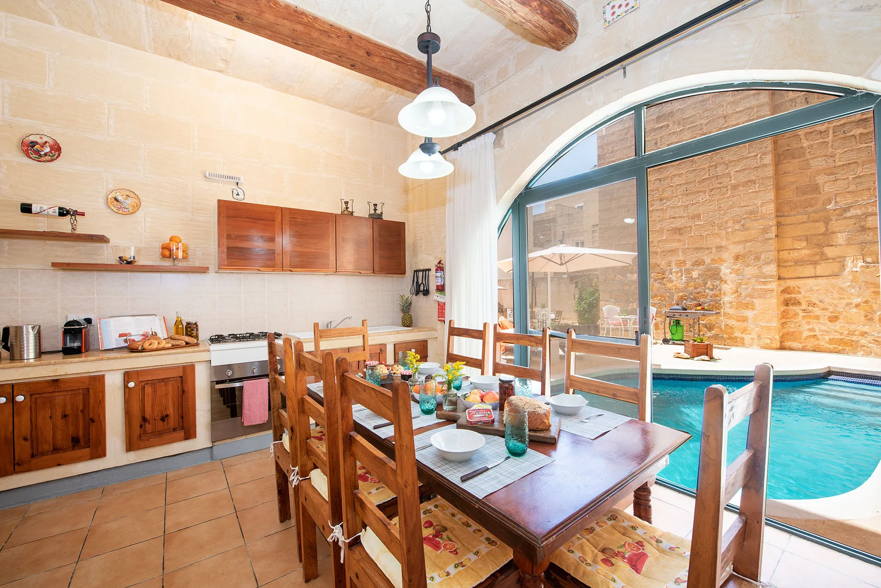 Ta Indri Holiday Home