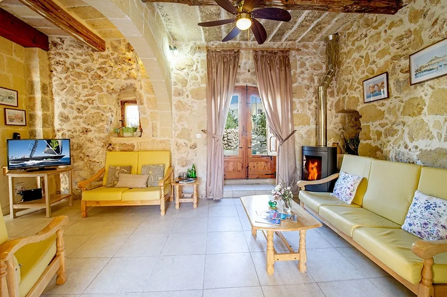 Lellux Holiday Home