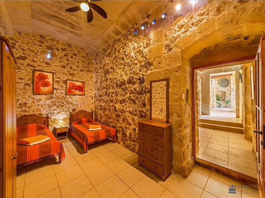 Lellux Holiday Home