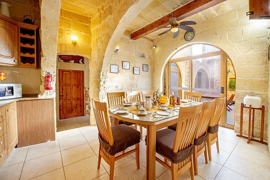 Lellux Holiday Home