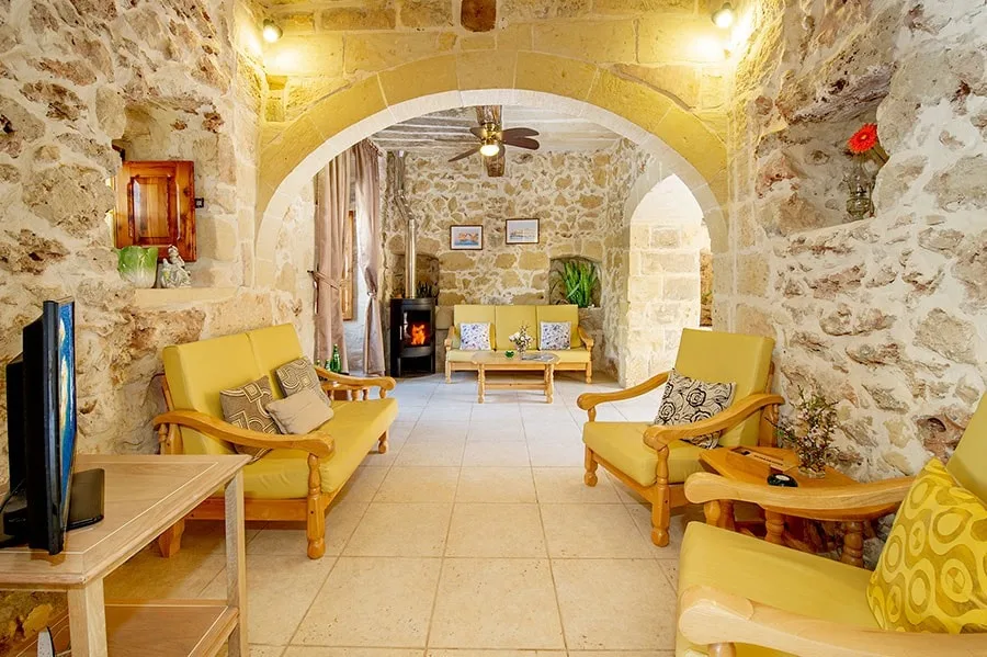 Lellux Holiday Home