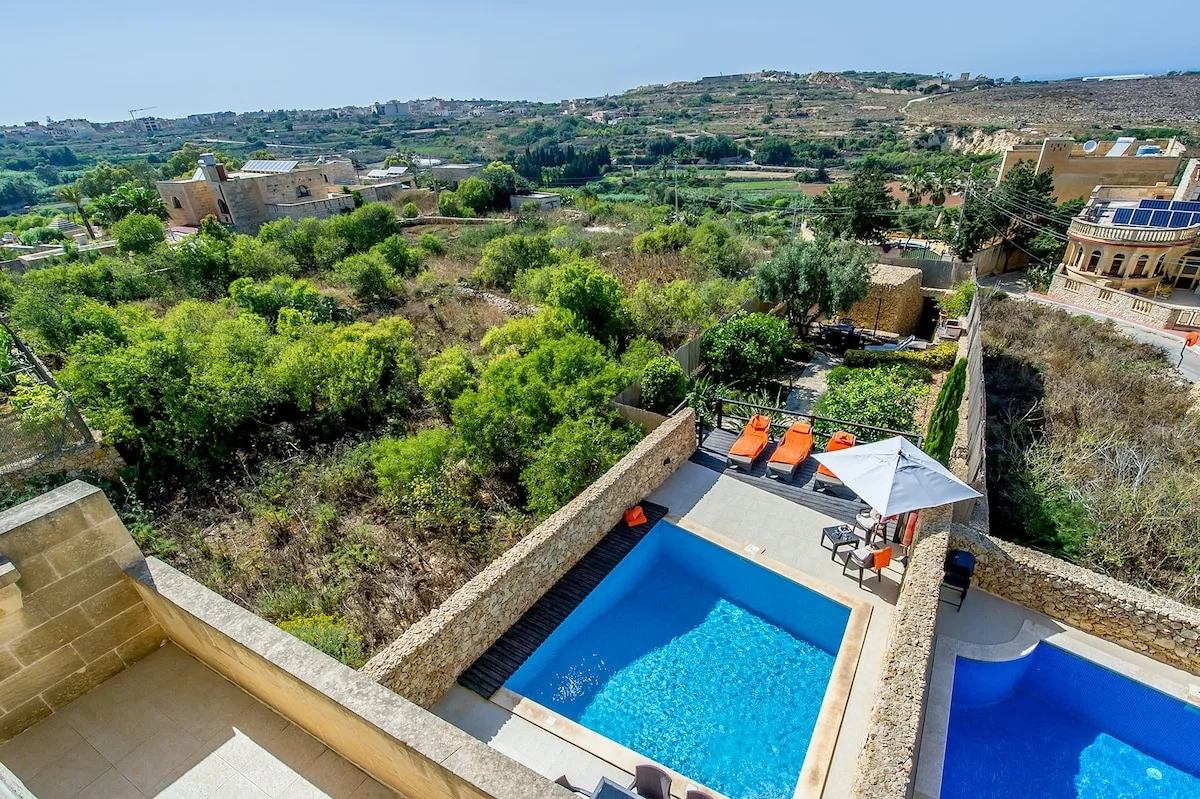 Hanini The Holiday Home