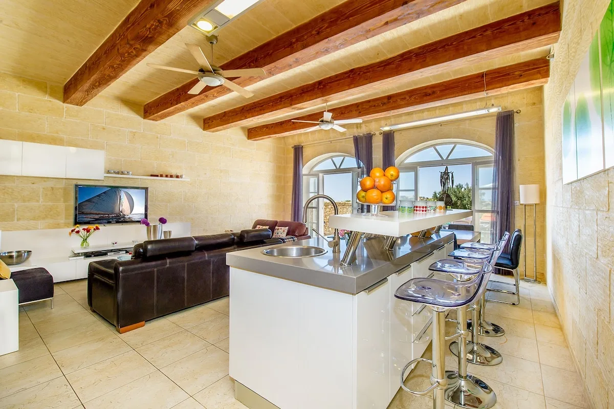 Hanini The Holiday Home