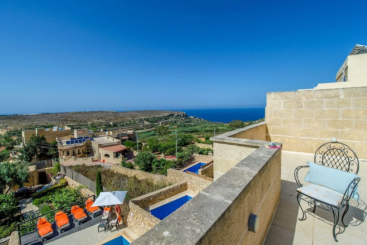 Hanini The Holiday Home