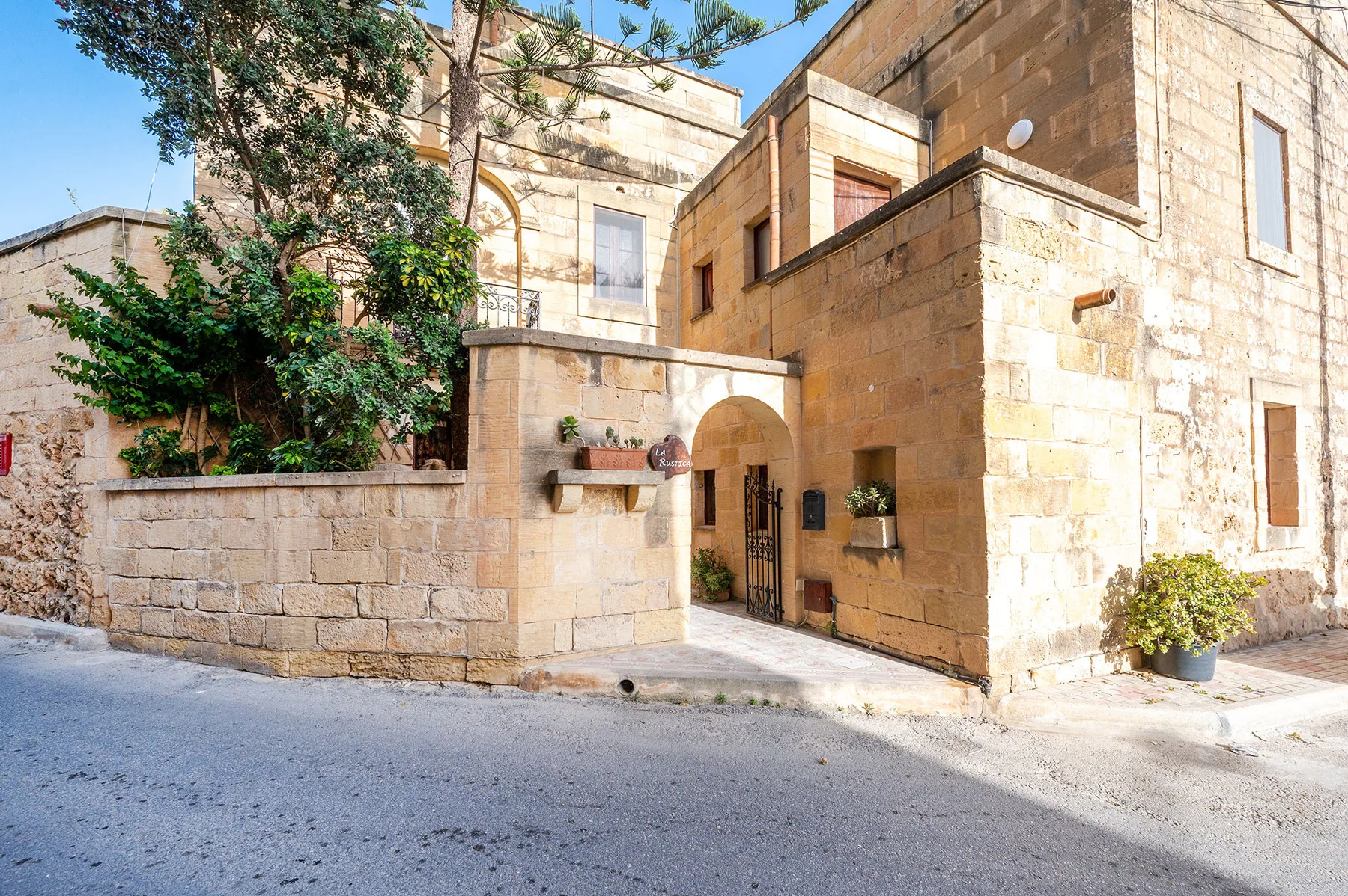 La Rustica Holiday Home
