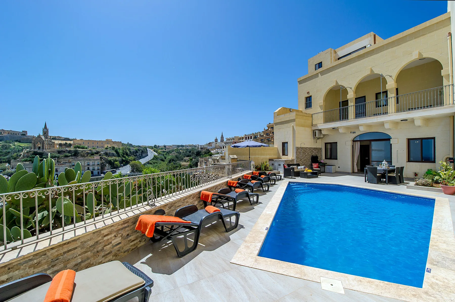 The Harbour Holiday Home