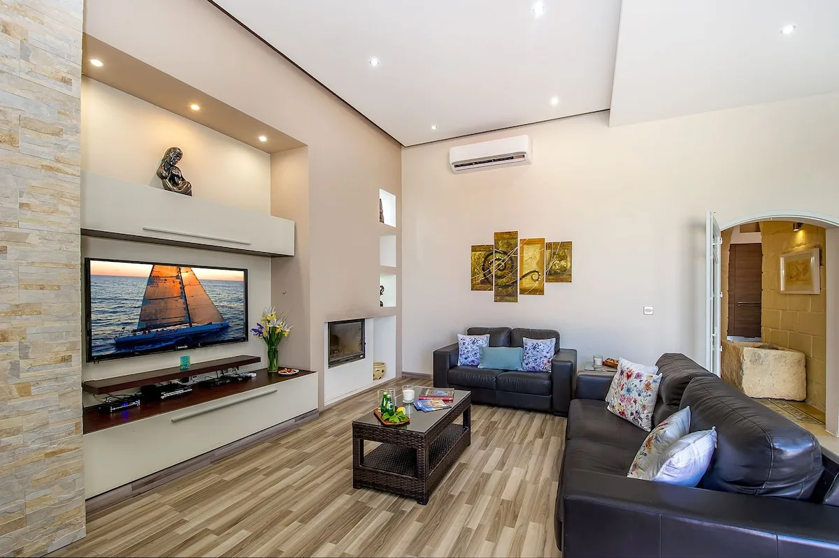 Kampnar Holiday Home