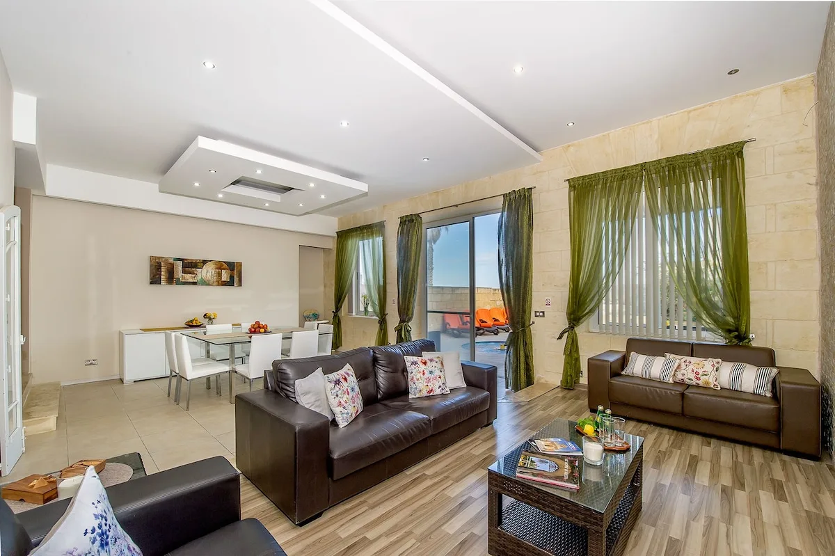Kampnar Holiday Home