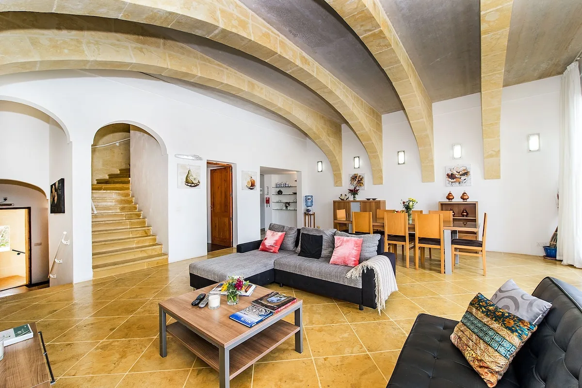 The Arches Holiday Home
