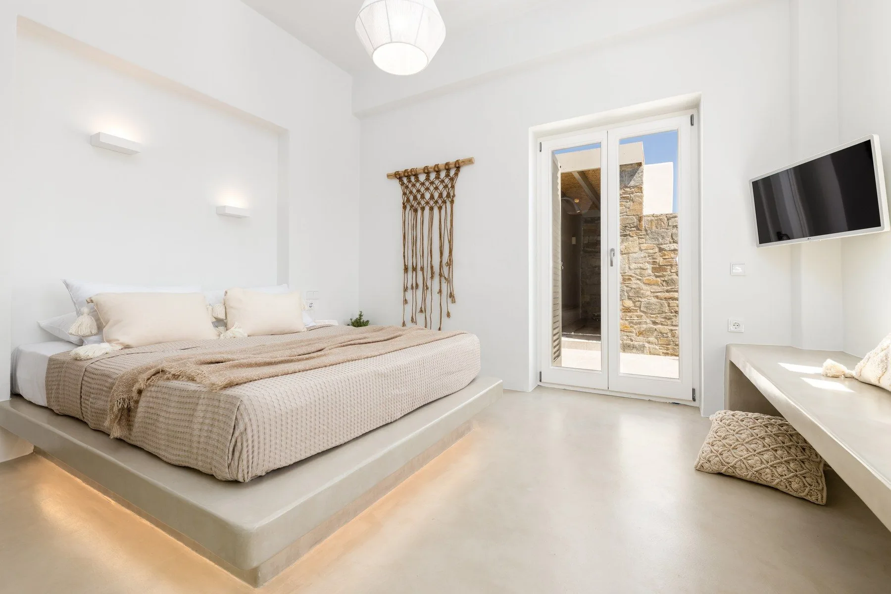 Cranberry Villa in Paros