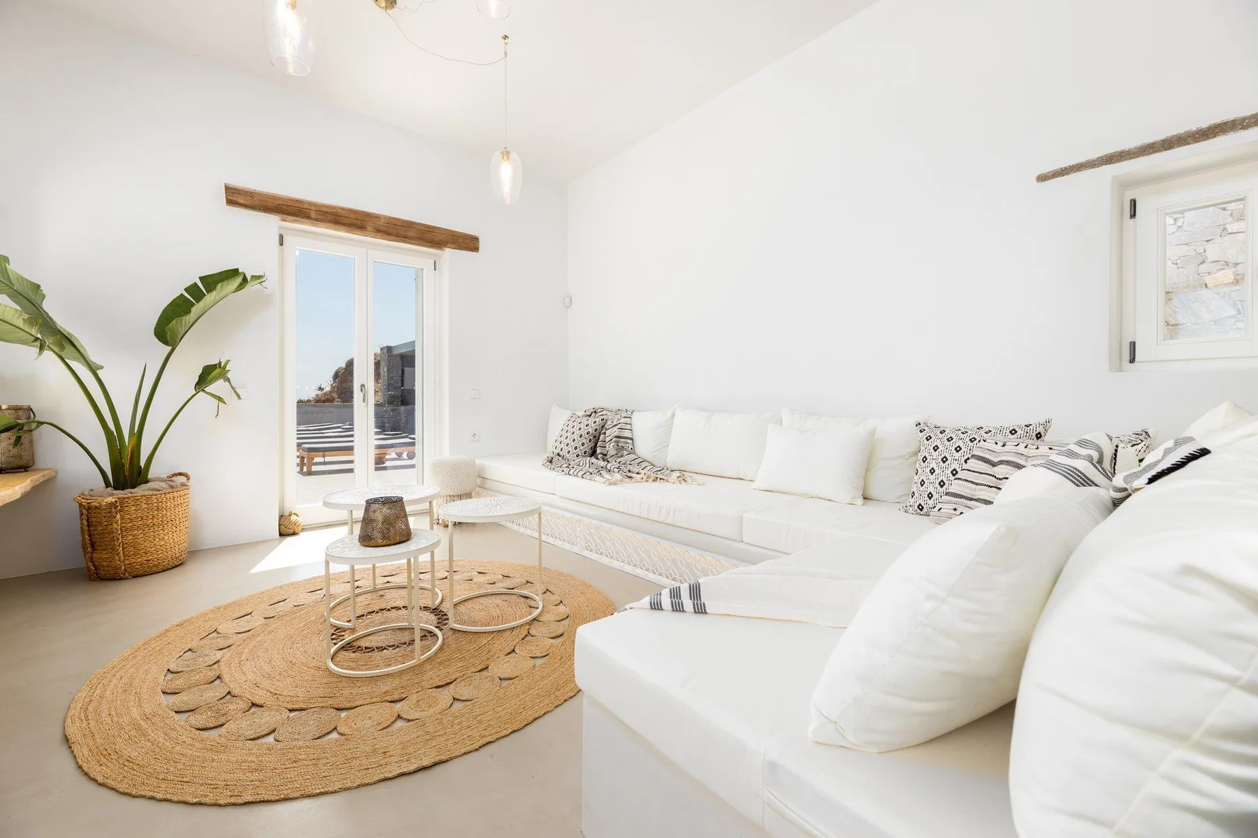 Cranberry Villa in Paros
