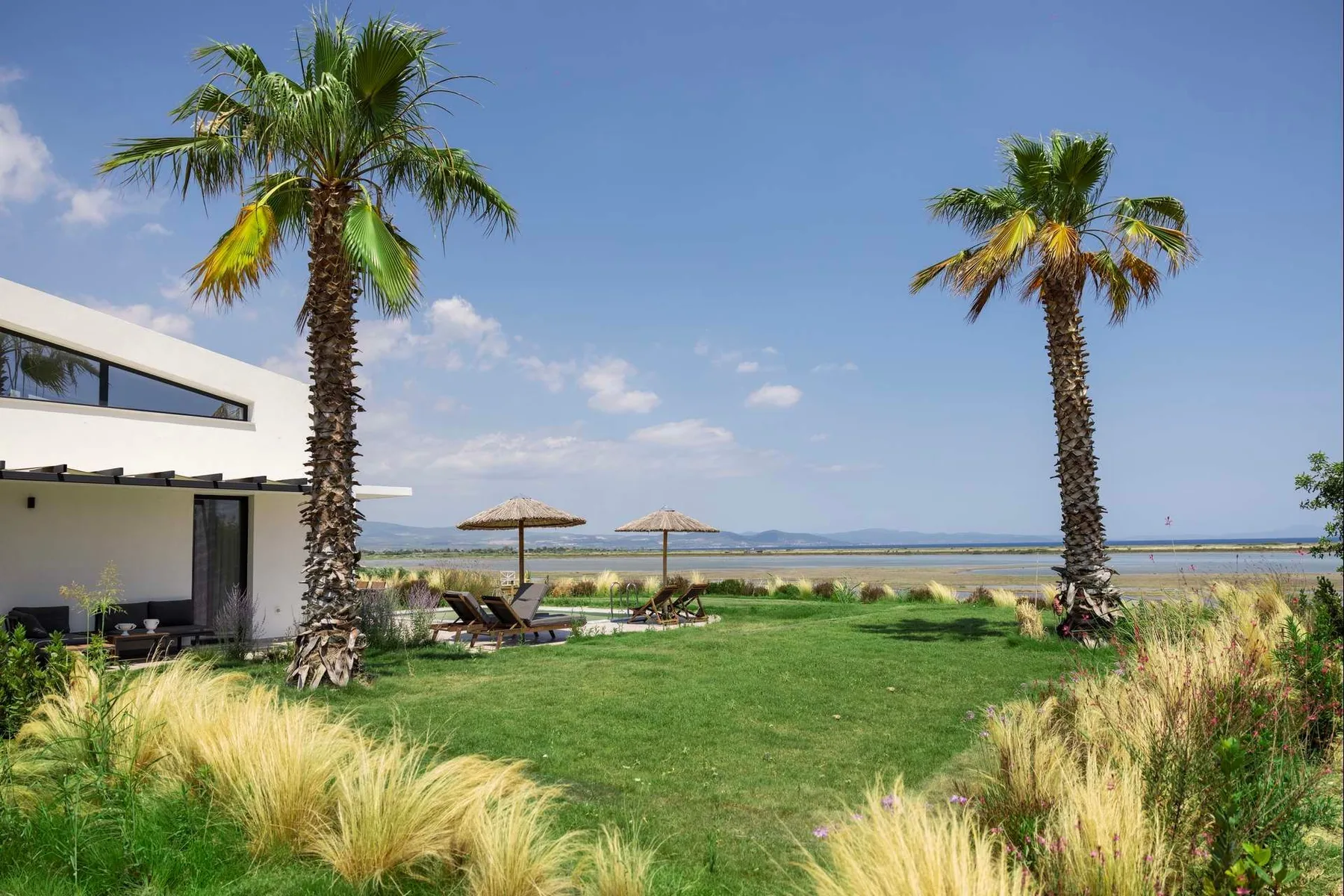 Feather Villa in Halkidiki