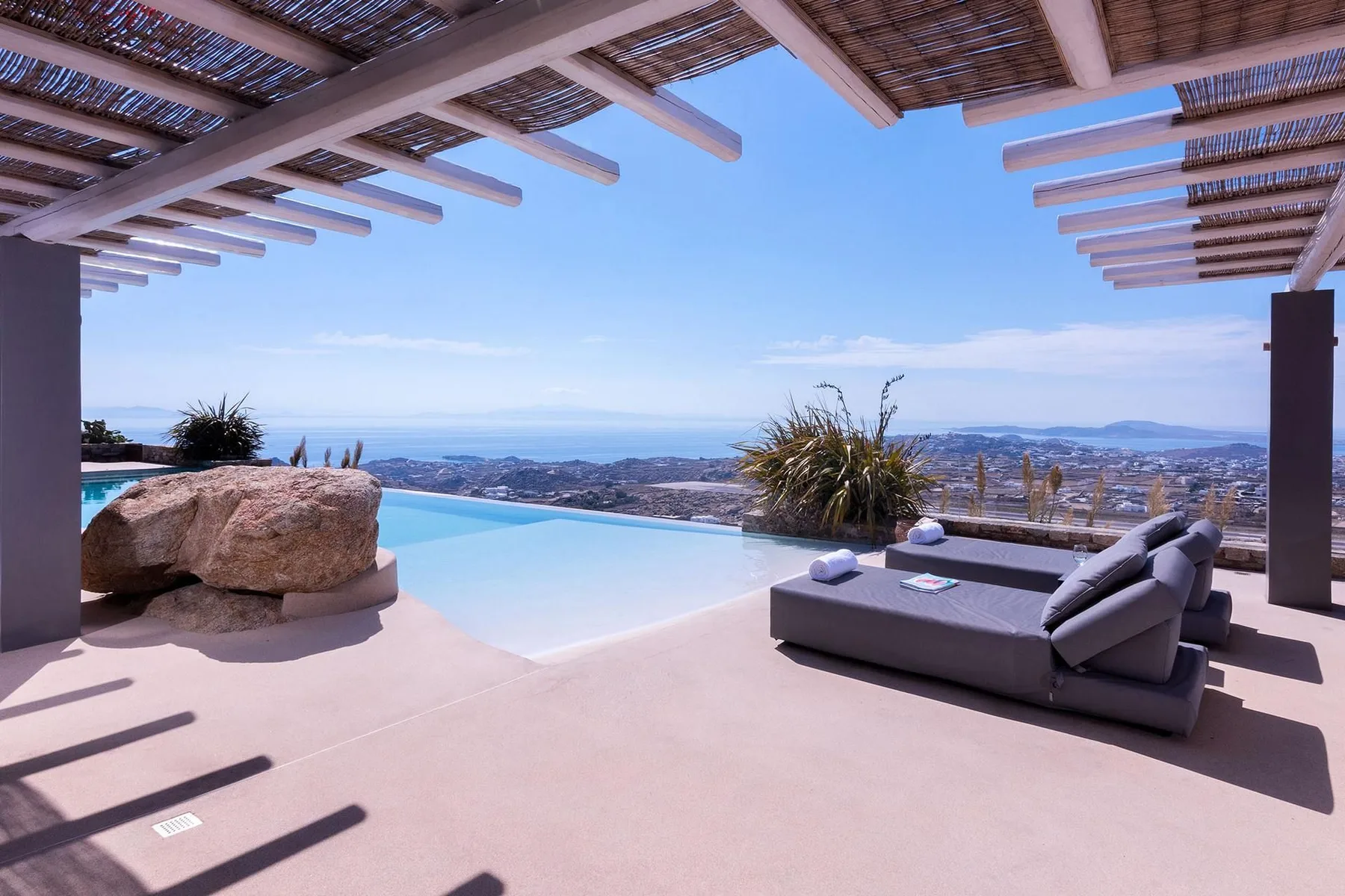 Flavienne villa in Mykonos